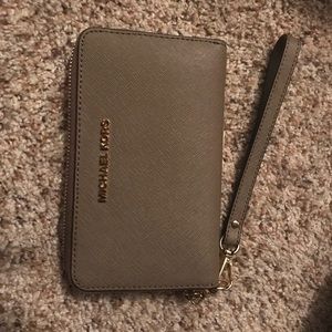 Michael Kors clutch